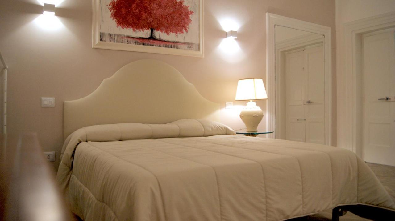 La Maison Barbin Taranto Bagian luar foto