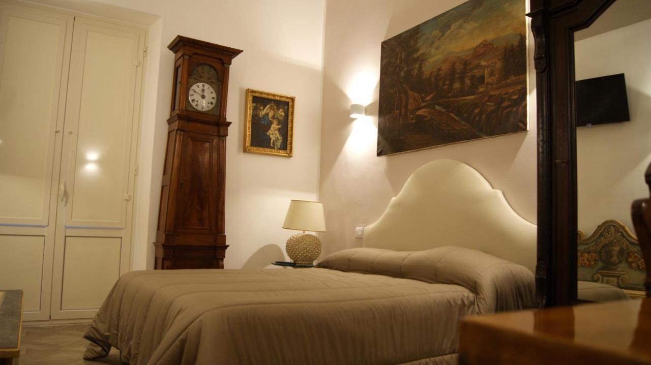 La Maison Barbin Taranto Bagian luar foto