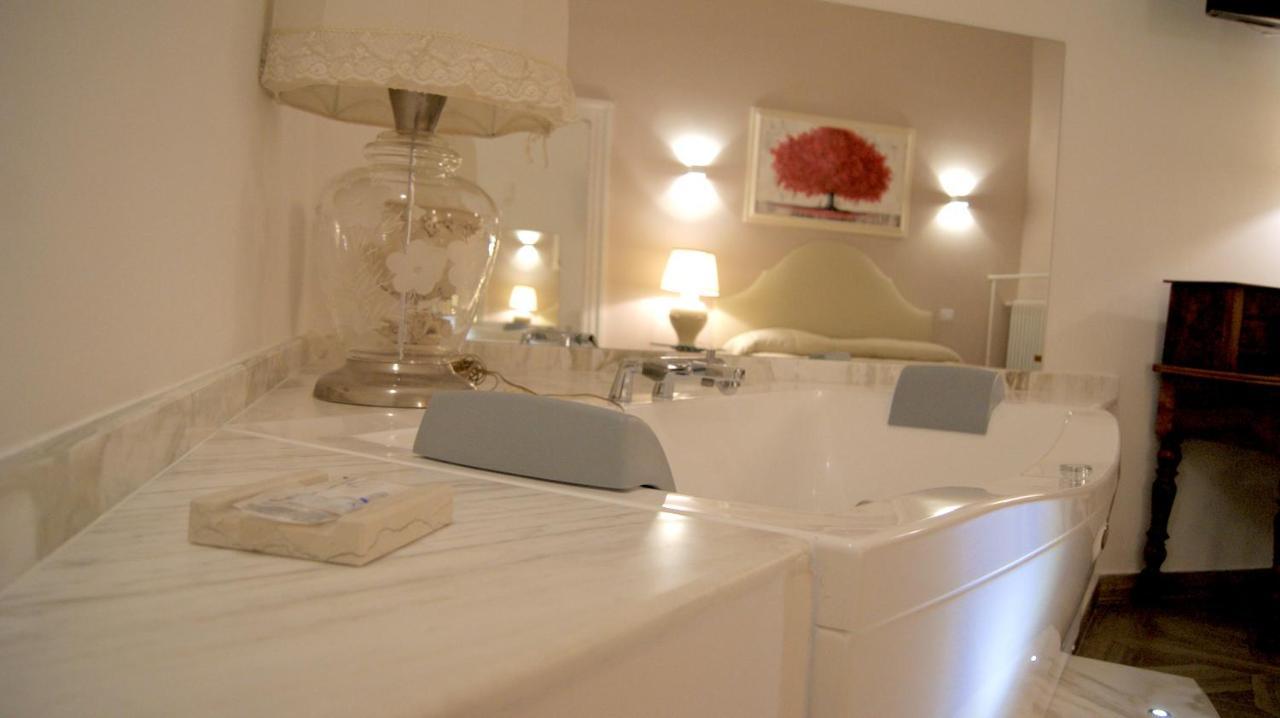La Maison Barbin Taranto Bagian luar foto