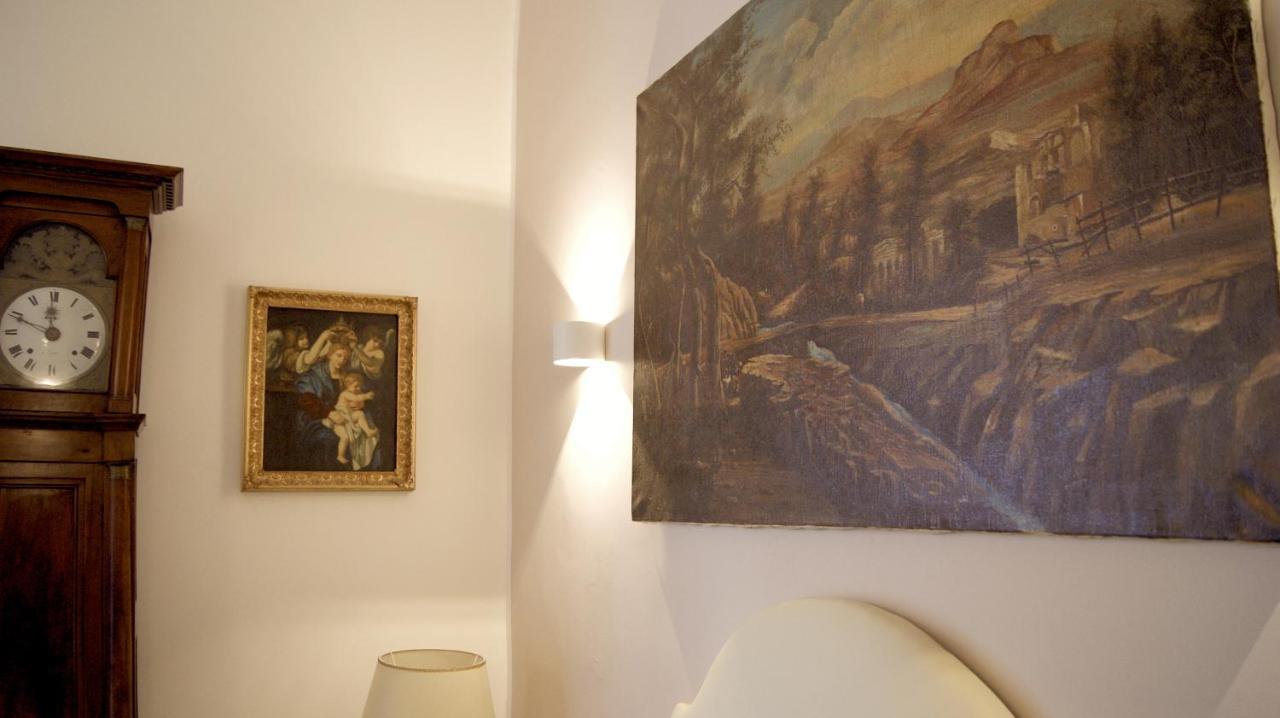 La Maison Barbin Taranto Bagian luar foto
