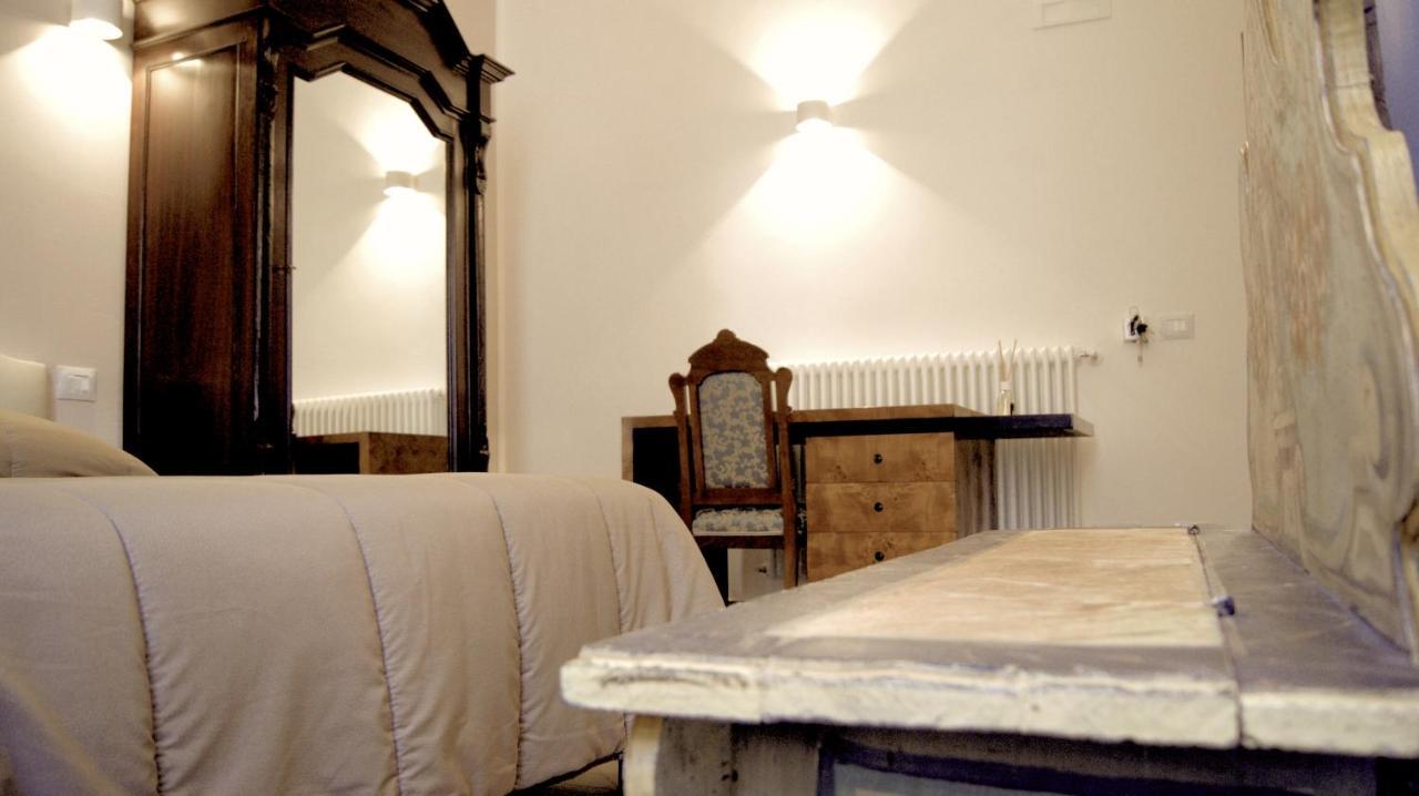 La Maison Barbin Taranto Bagian luar foto